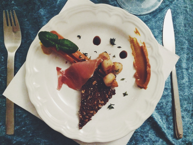 Processed with VSCOcam with f2 preset